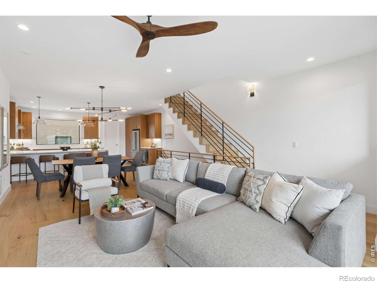1898 Folsom Street