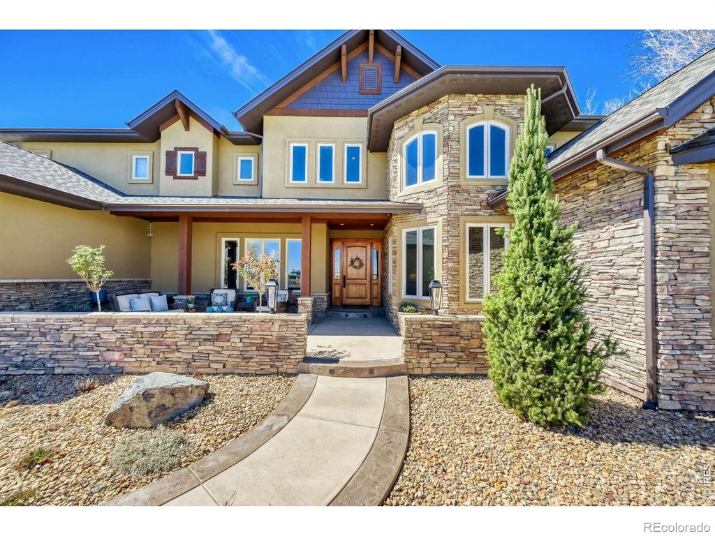 Photo of 5759 Pelican Shores Drive, Longmont, CO 80504 (MLS # IR1055220)