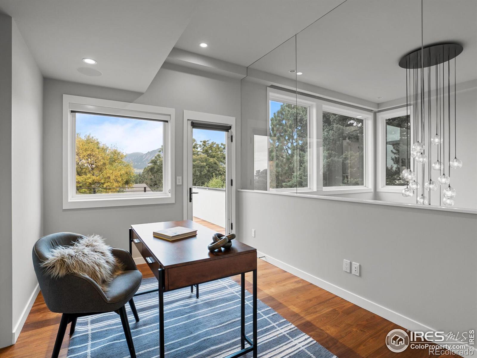 1445 Moss Rock Place