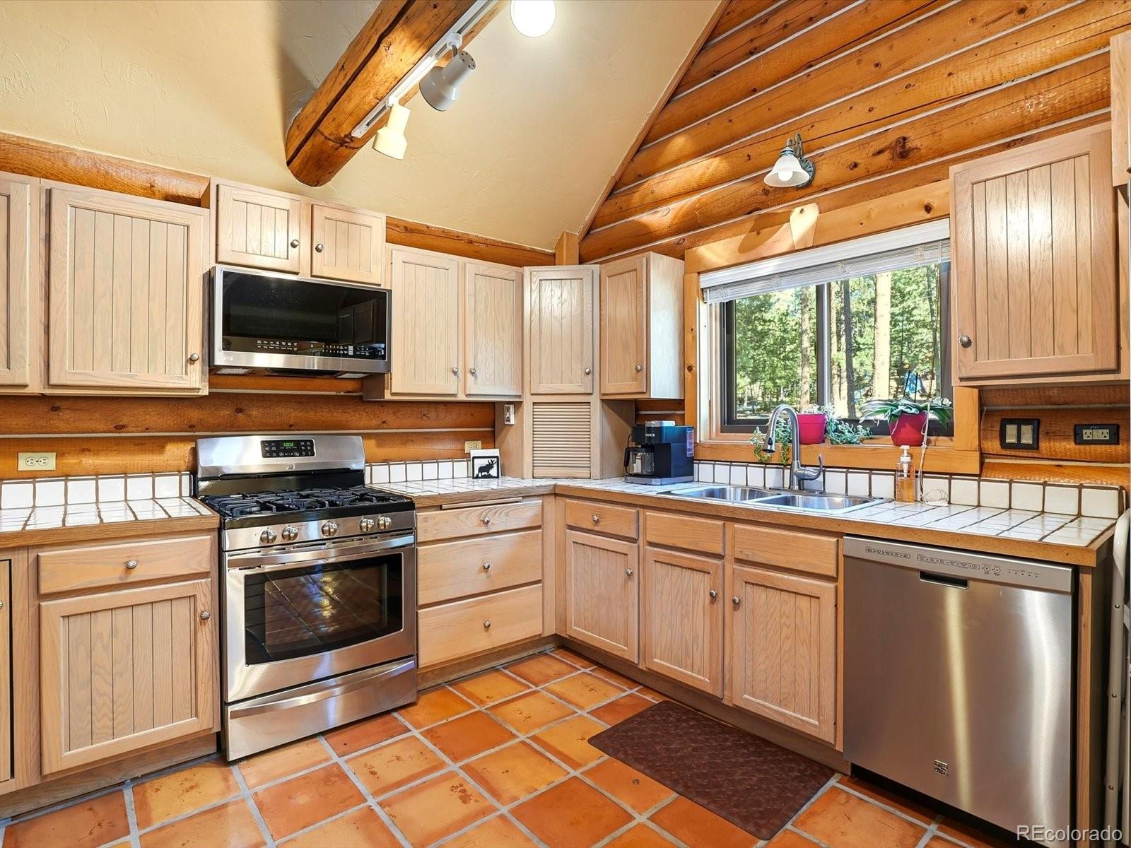 8220 Iowa Gulch Road