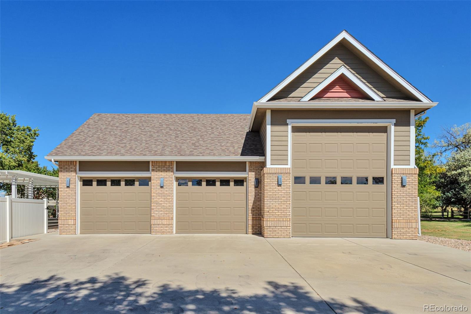 6577 Algonquin Drive