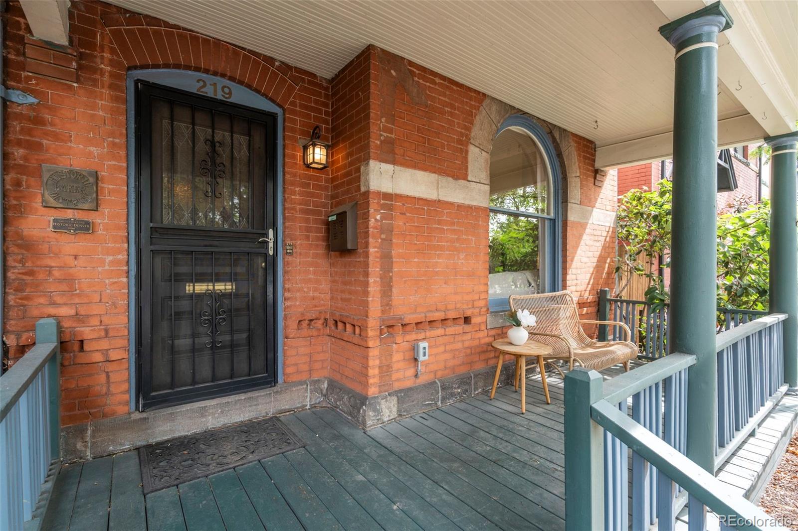 219 W 1st Avenue