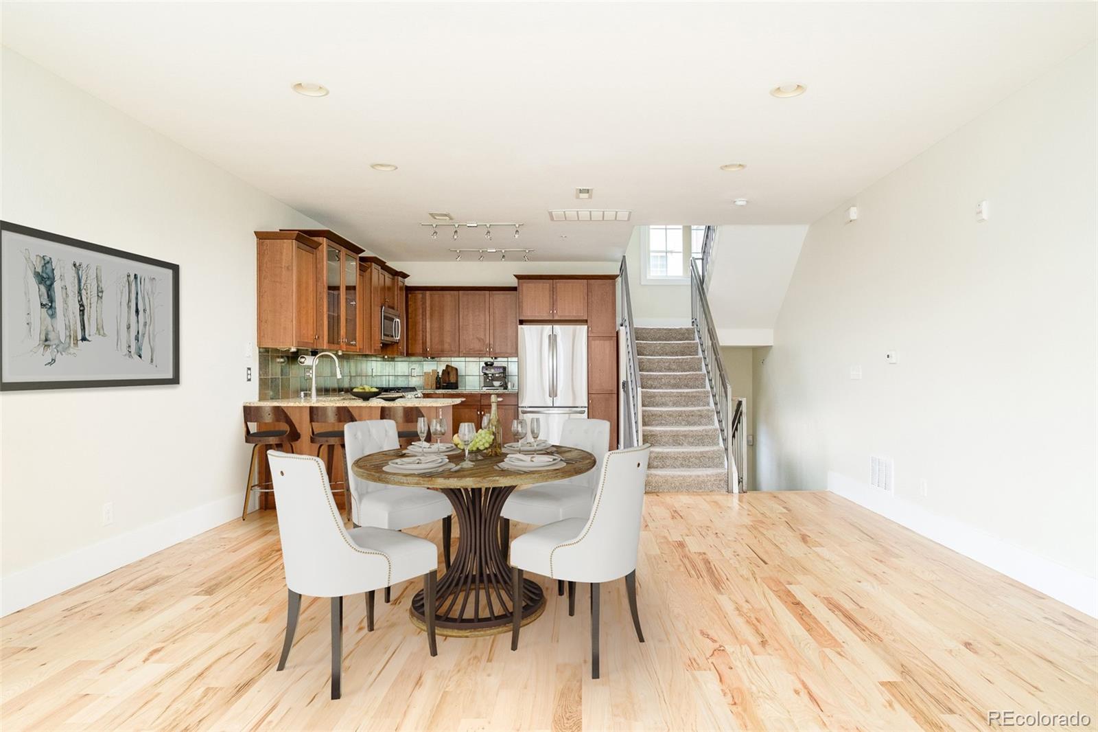 942 S Pearl Street 101