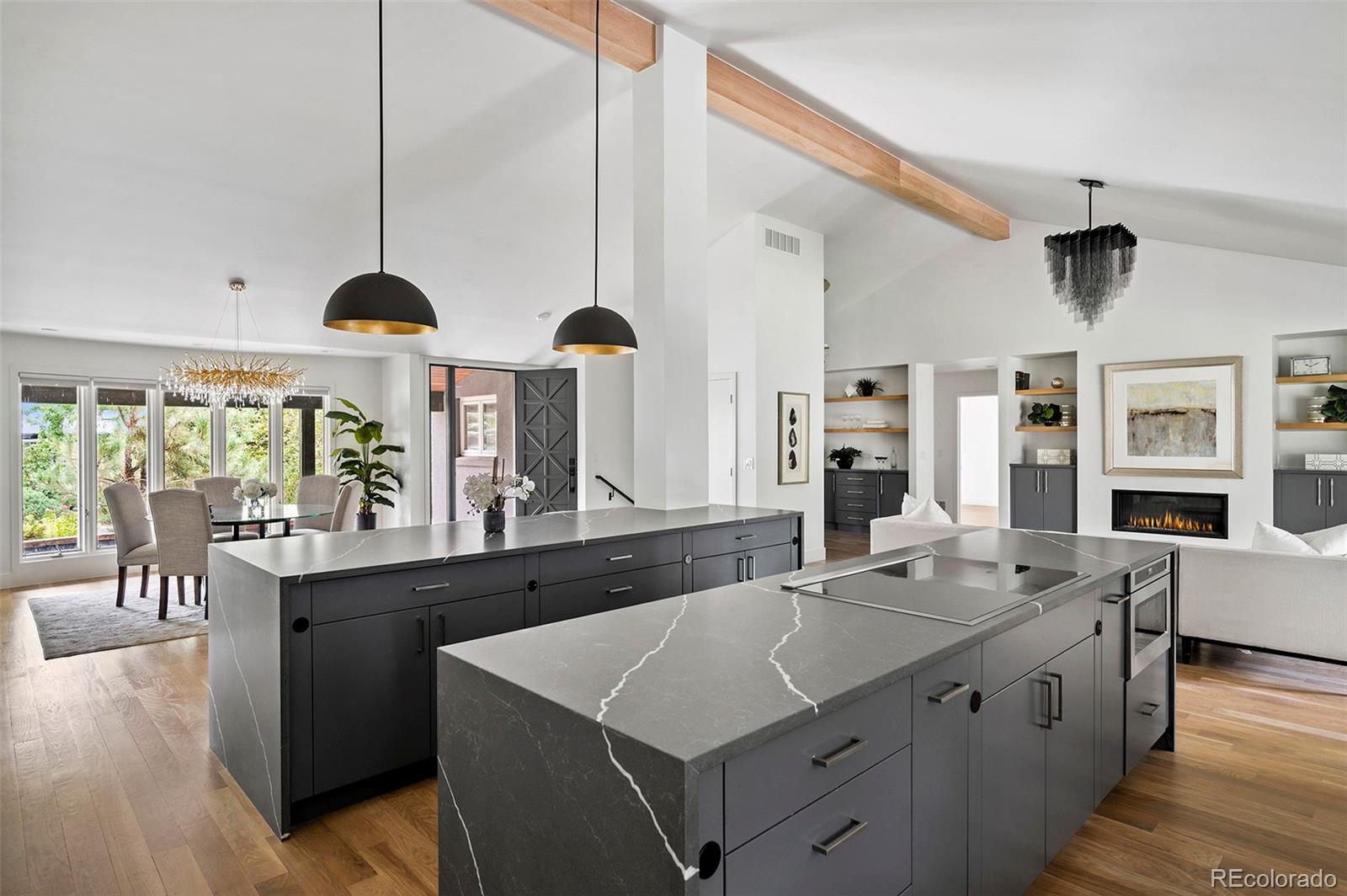 3961 S Clermont Street