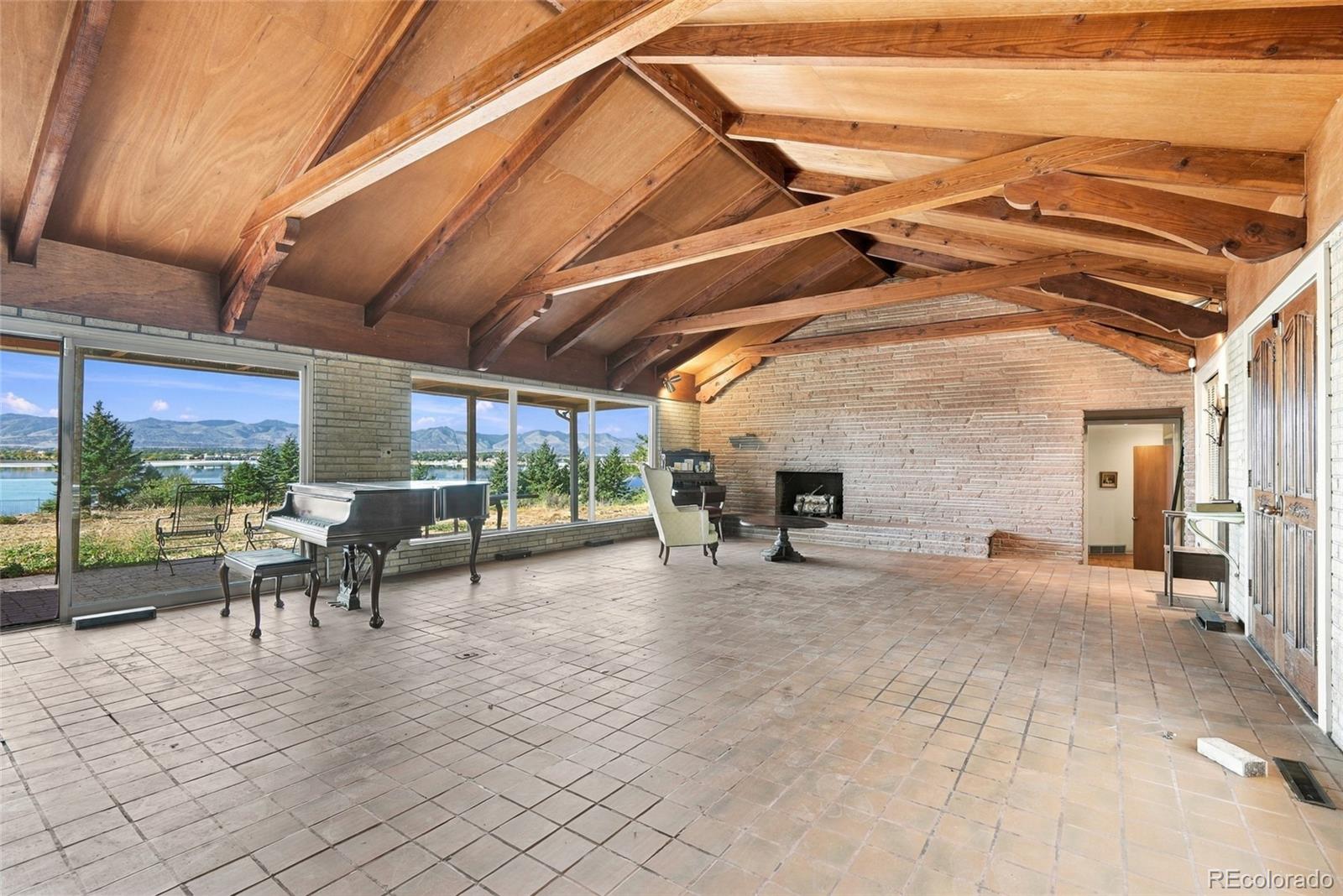 5500 Ridge Trail