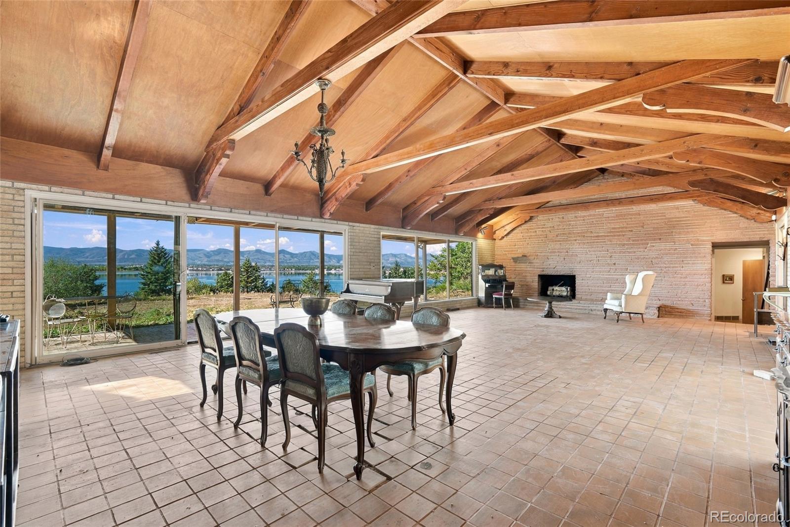 5500 Ridge Trail