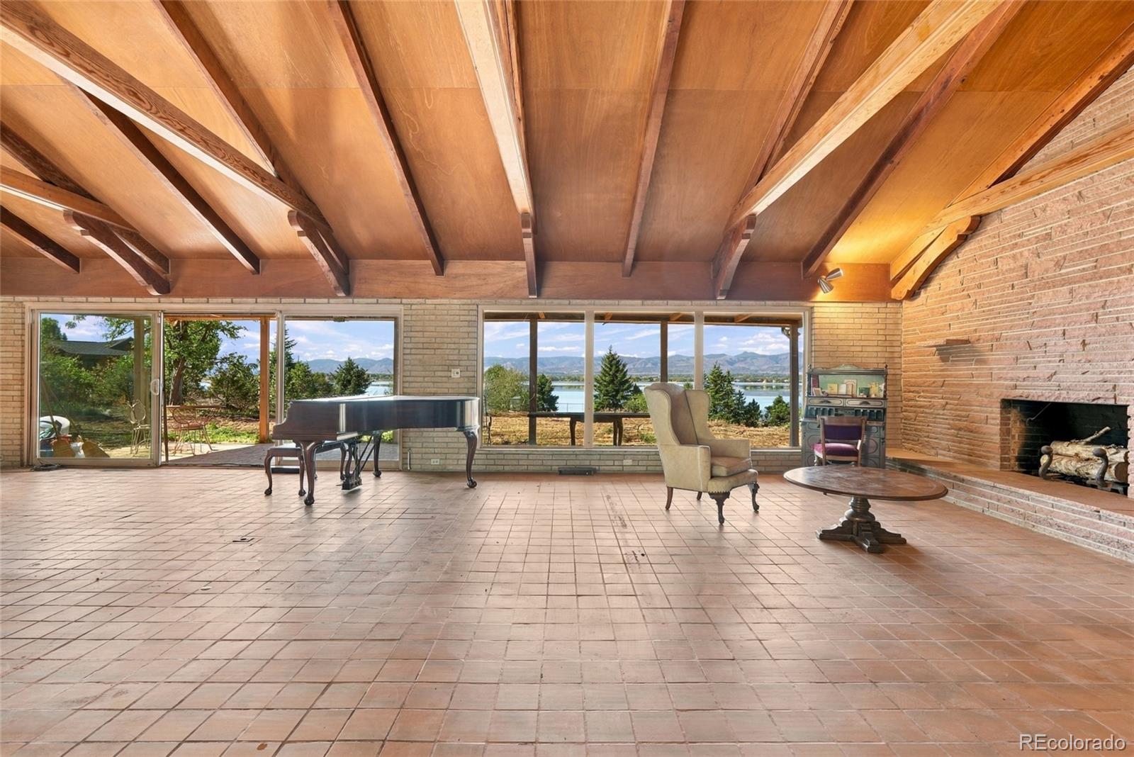 5500 Ridge Trail