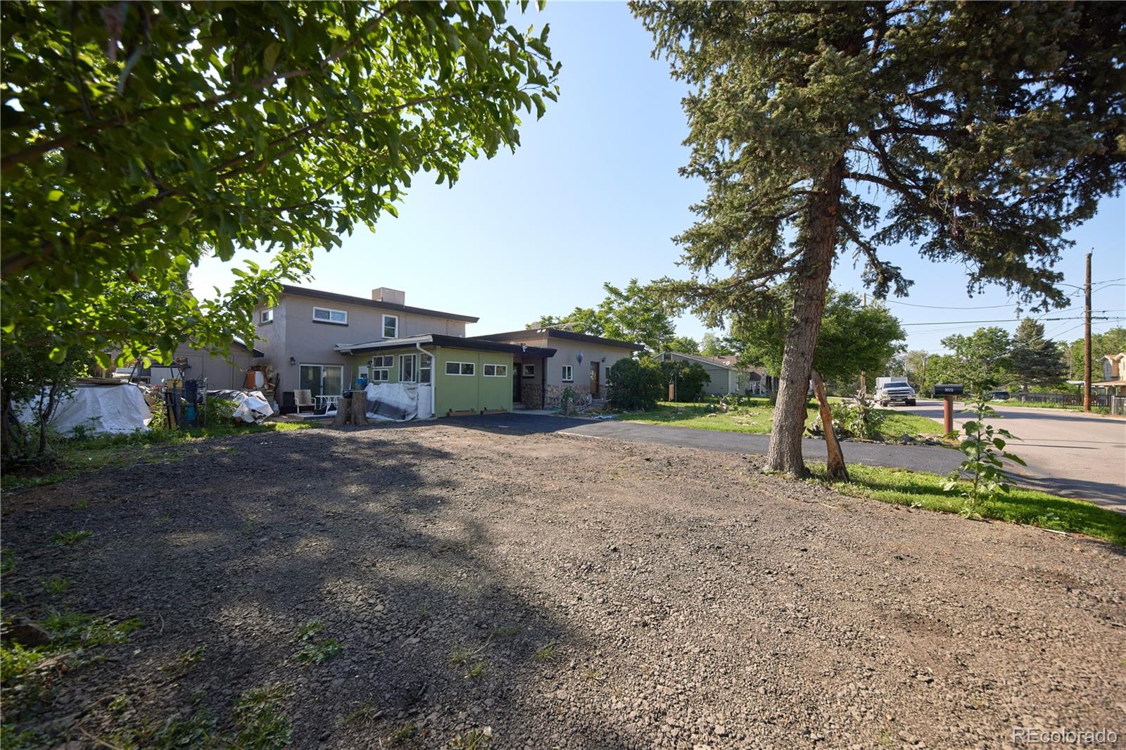 1075 S Ames Street, Lakewood, CO, 80226 3 1075 S Ames Street