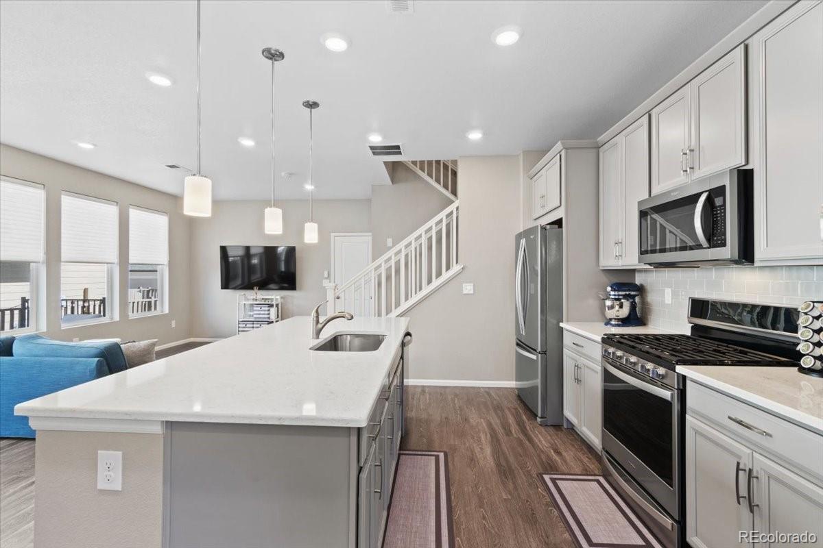 3011 Low Meadow Boulevard, Castle Rock, CO, 80109 3 3011 Low Meadow Boulevard