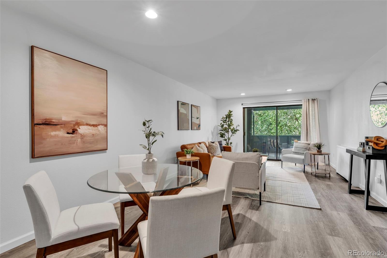 2227 Canyon Boulevard 458B