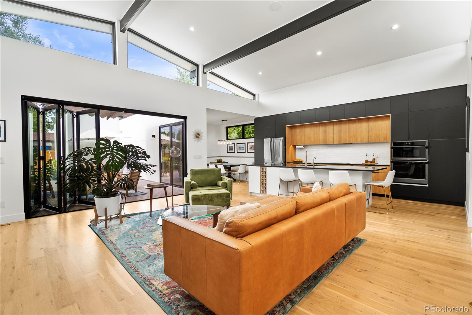 2025 Fenton Street