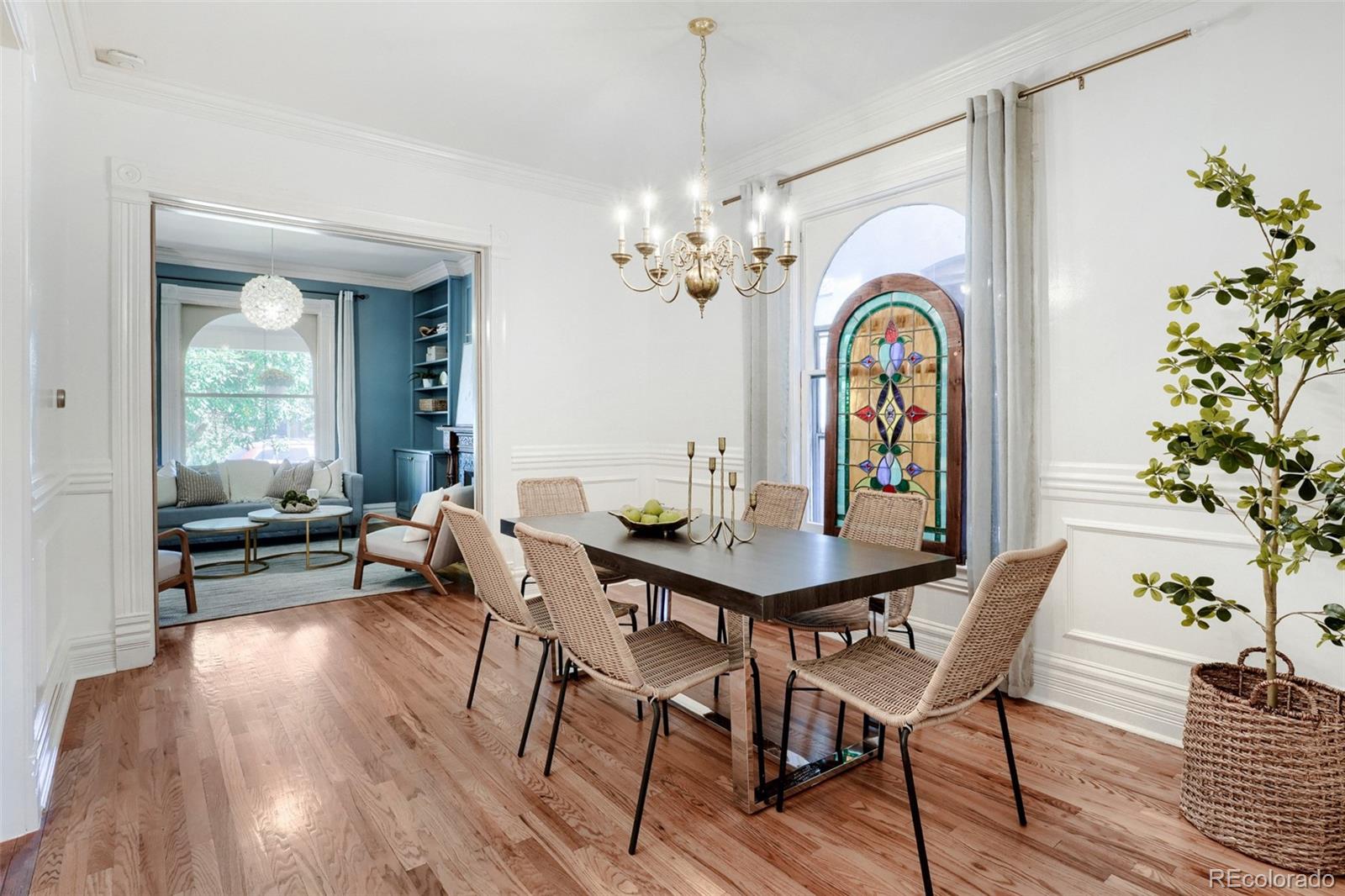 226 W 2nd Avenue