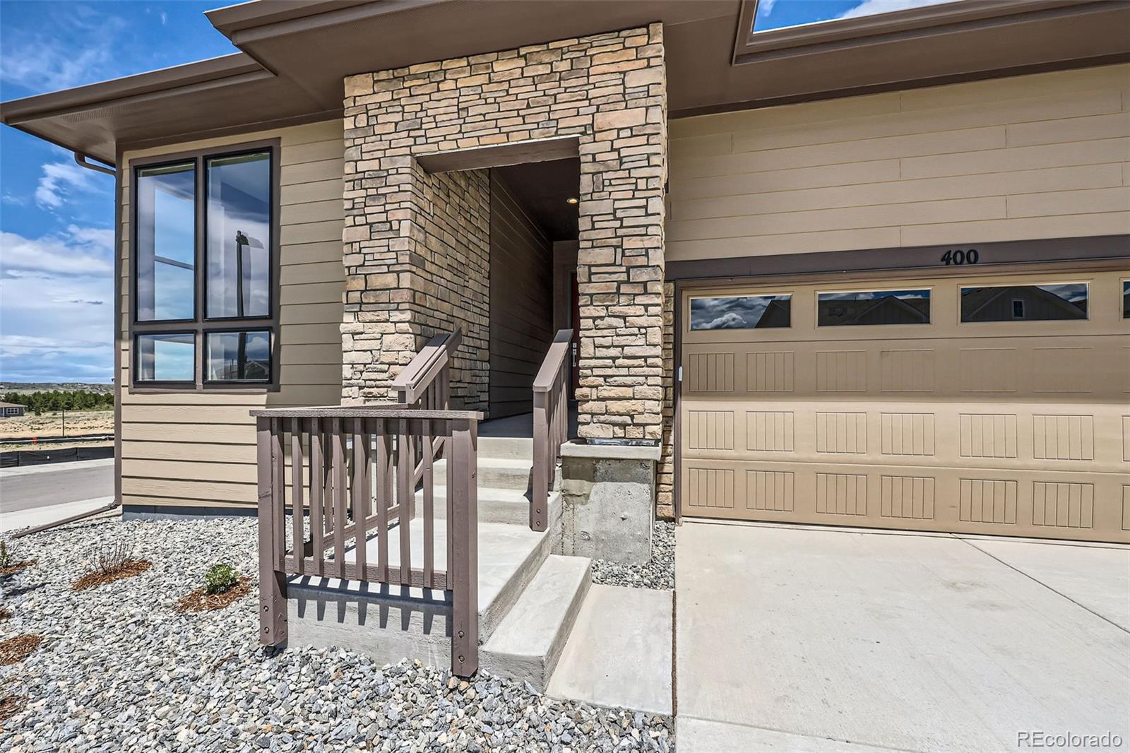 400 Basin Daisy Street