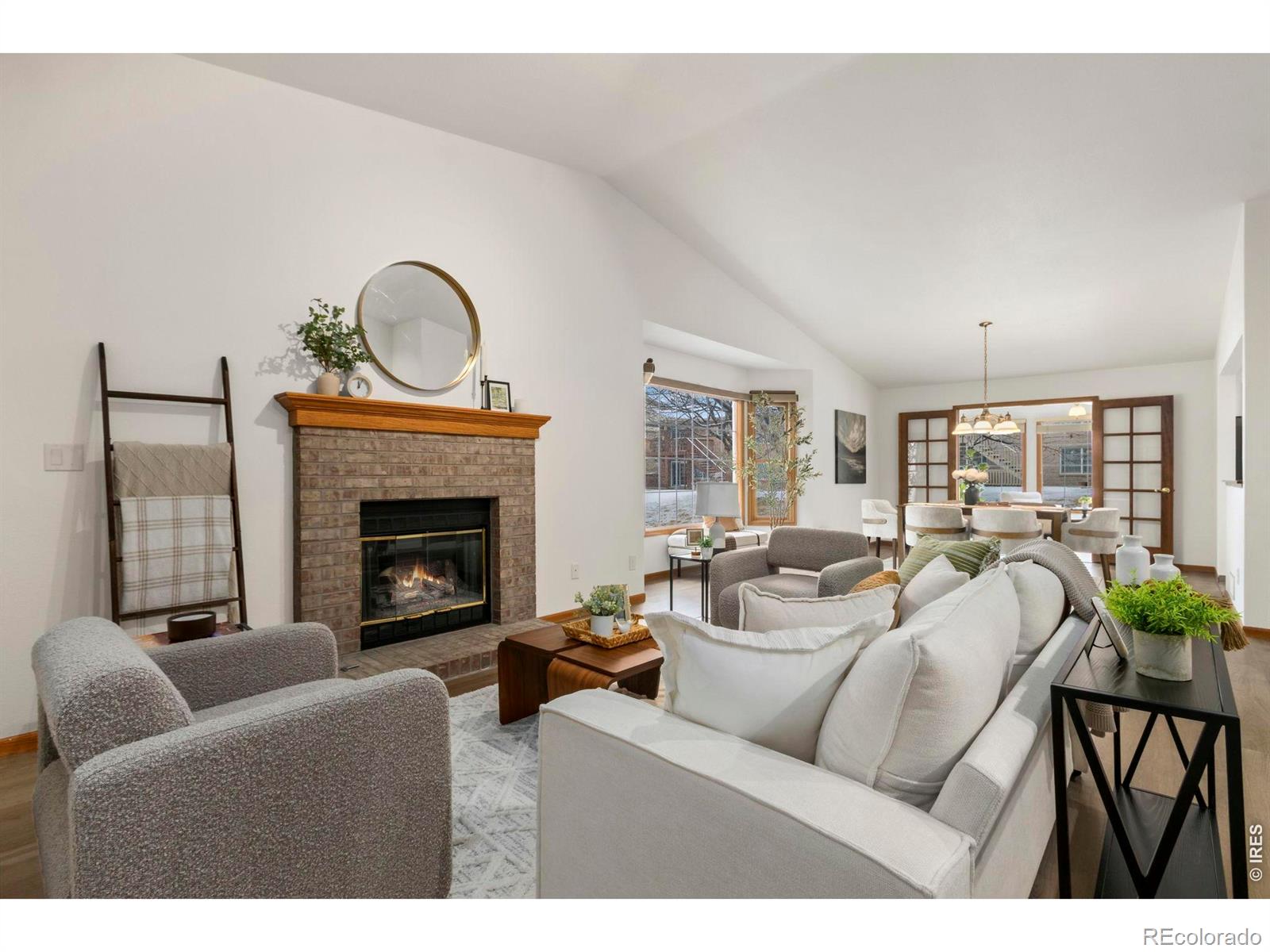 1118 Deercroft Court