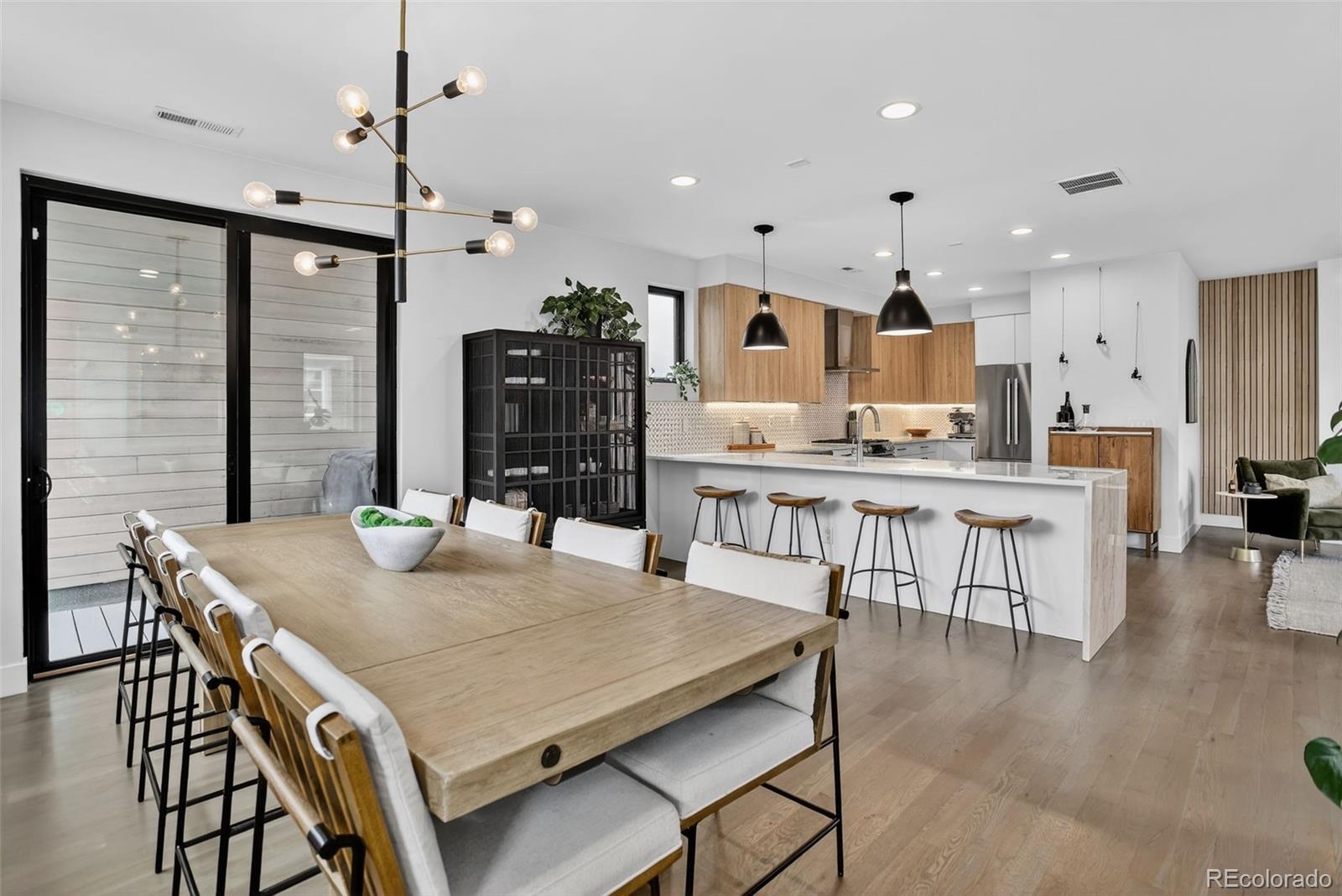 17 S Washington Street