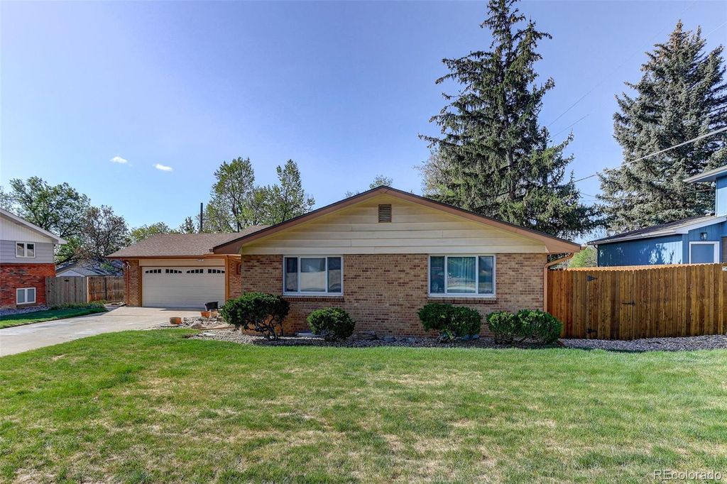 Photo of 6942 W 68th Place, Arvada, CO 80003 (MLS # 6683367)