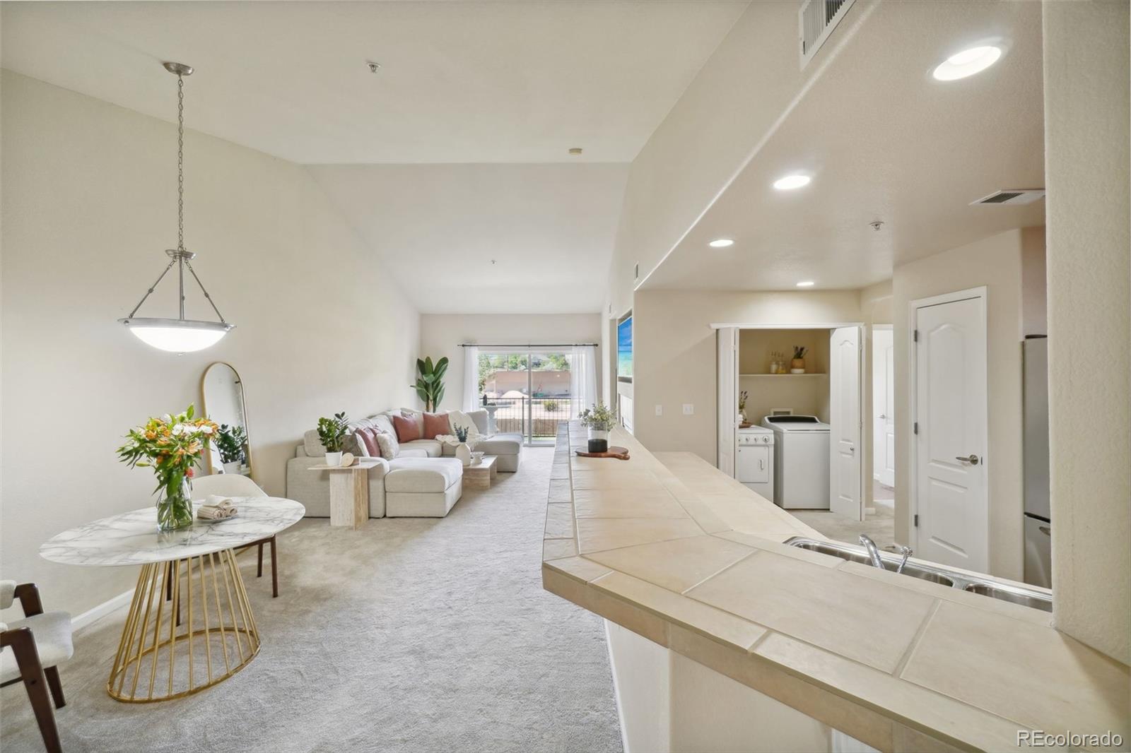 6283 Kilmer Loop 202