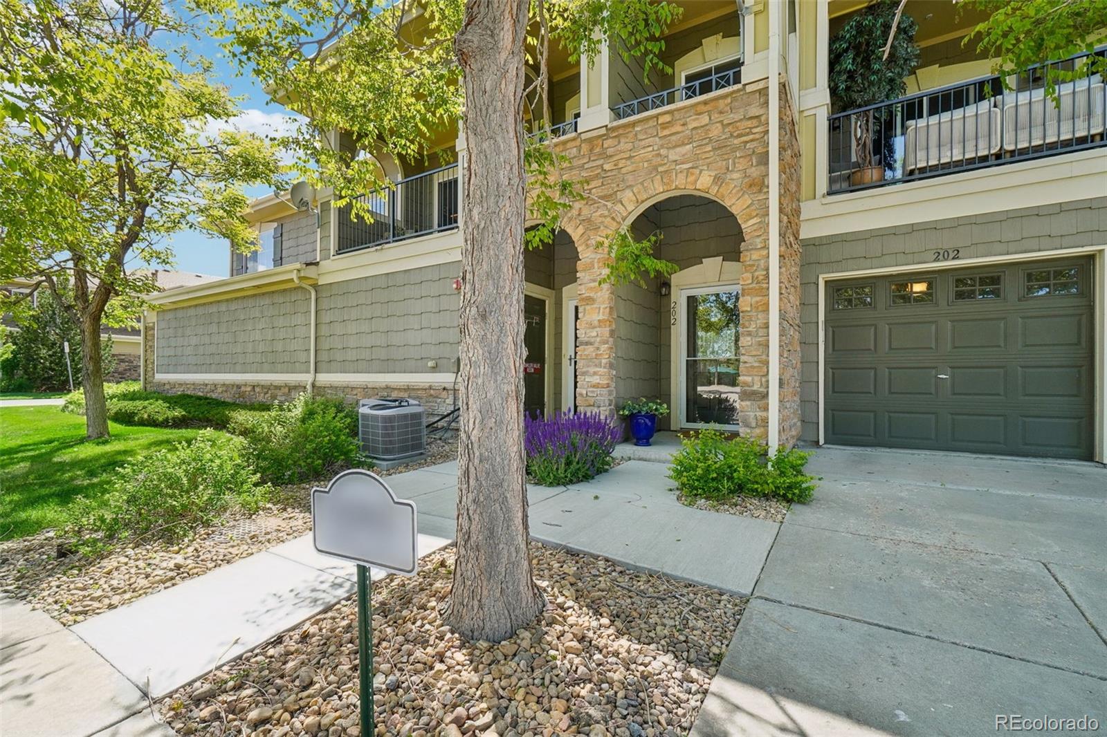 6283 Kilmer Loop 202