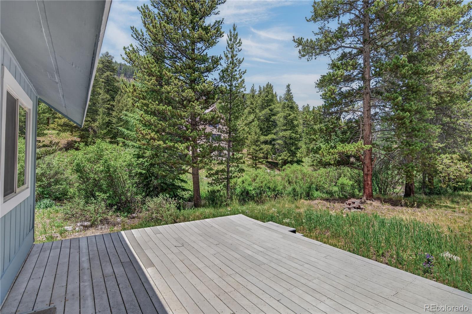 214 Mountain View Trail