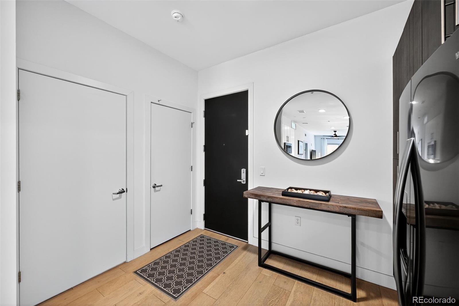 2530 Lawrence Street RA206