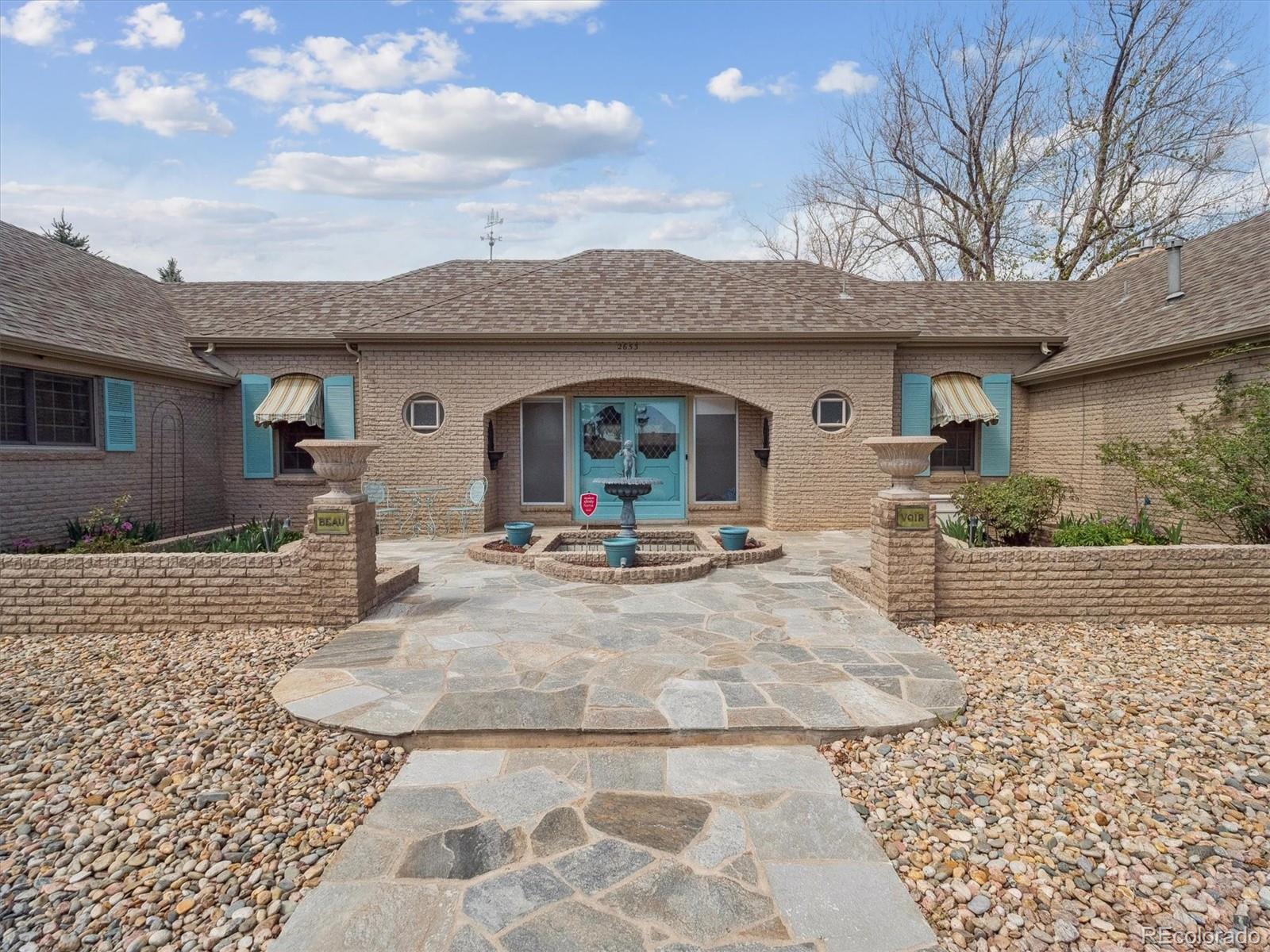 2653 S Harrington Lane
