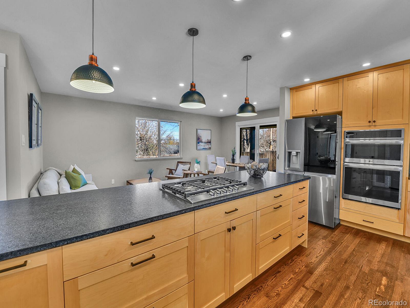 3383 E Costilla Avenue