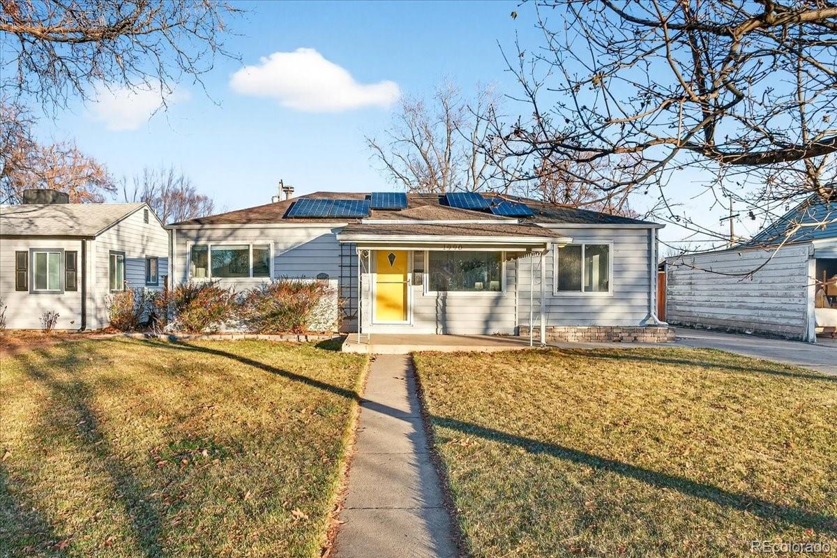 1990 S Irving Street