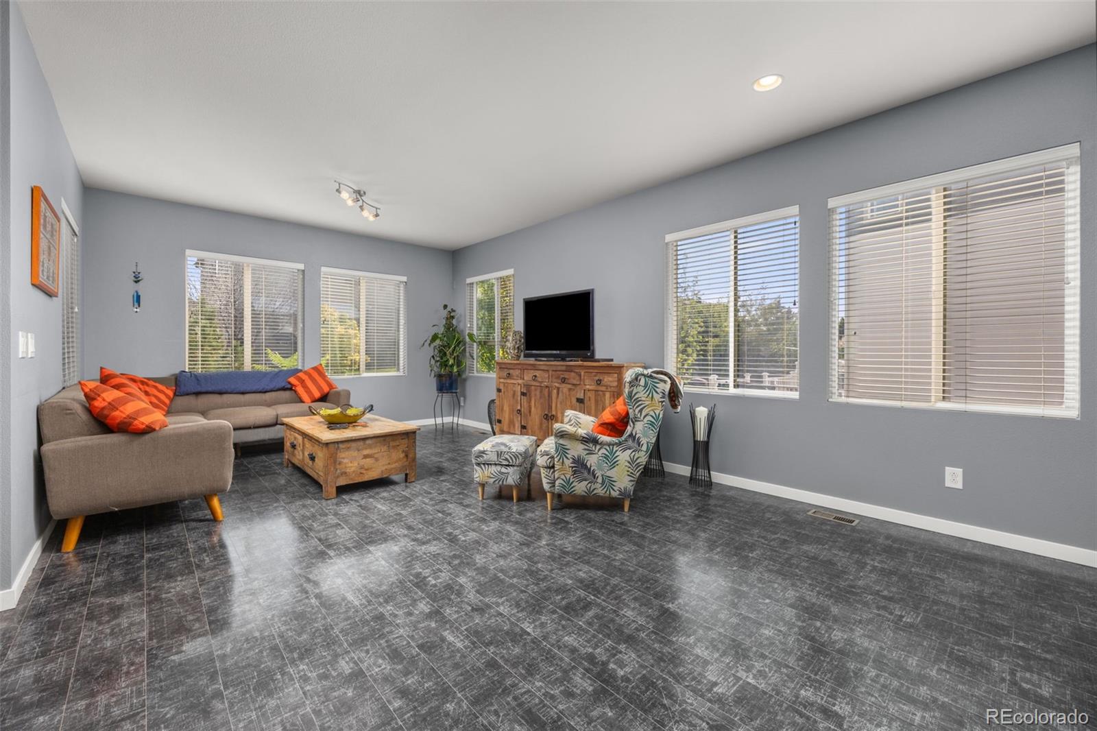 10020 Richfield Street, Commerce City, CO, 80022 4 10020 Richfield Street