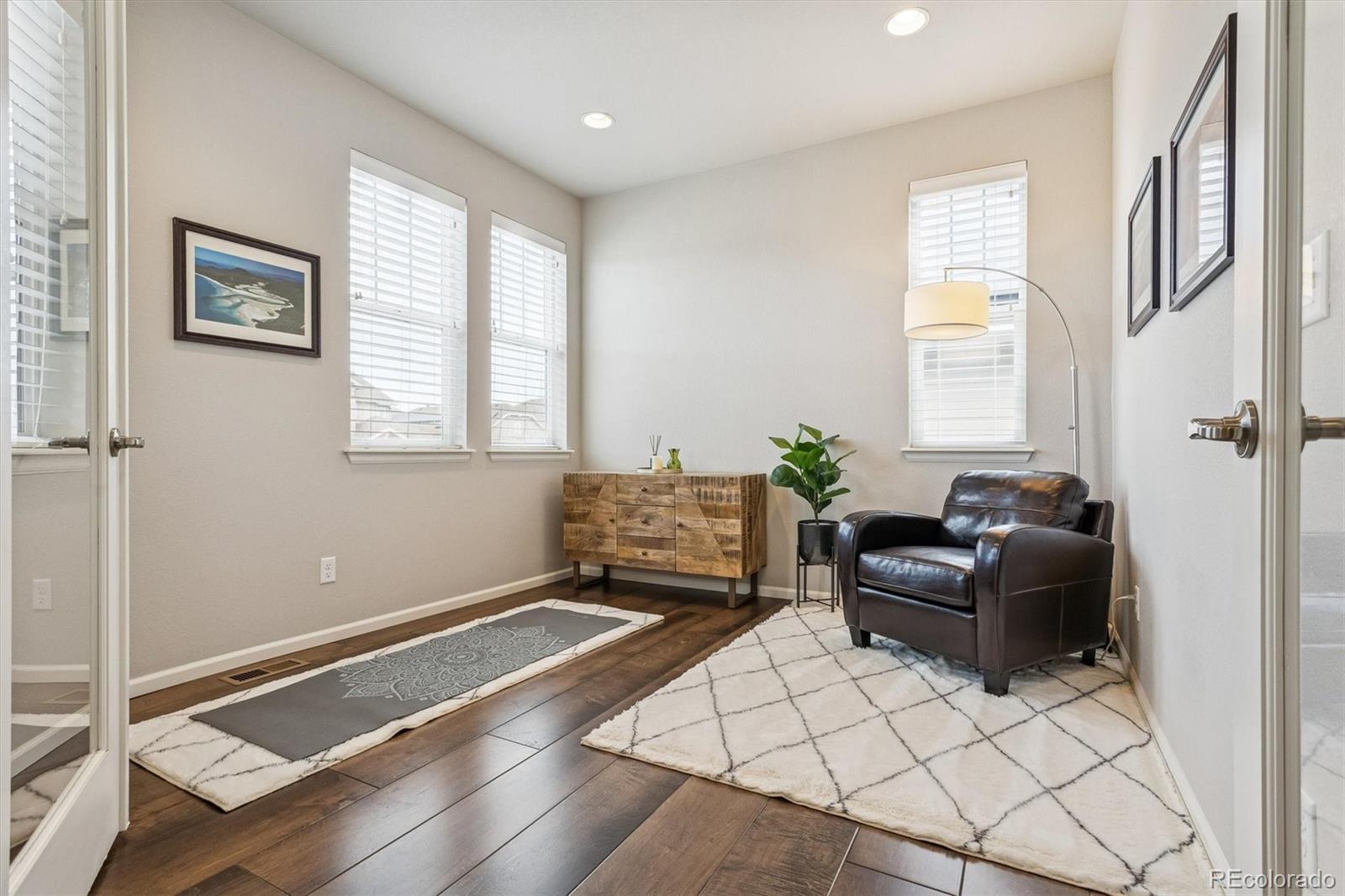 2136 S Saulsbury Court