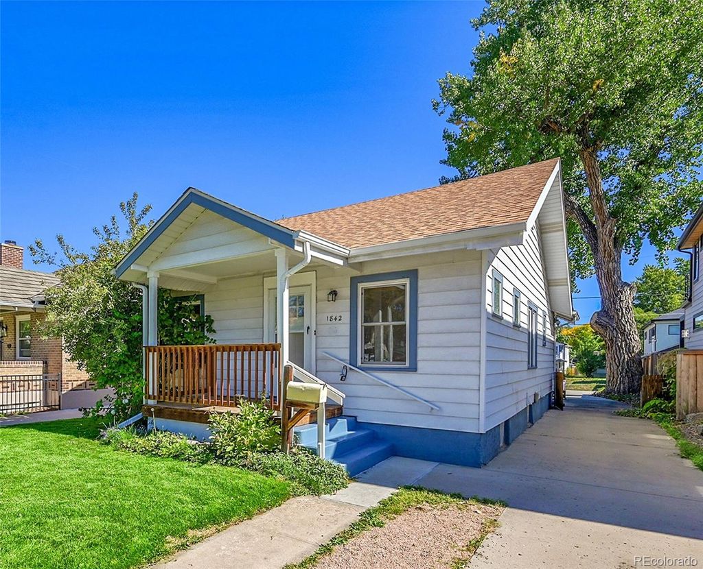 Photo of 1842 S Franklin Street, Denver, CO 80210 (MLS # 8006381)