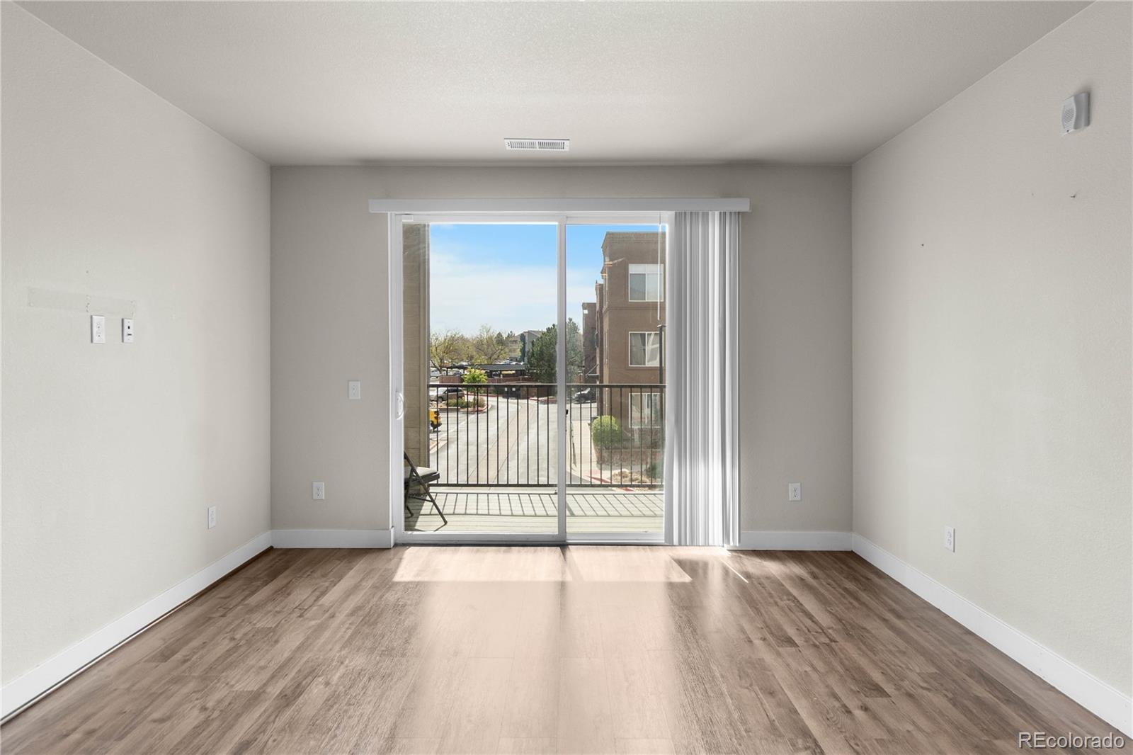 14301 E Tennessee Avenue 204