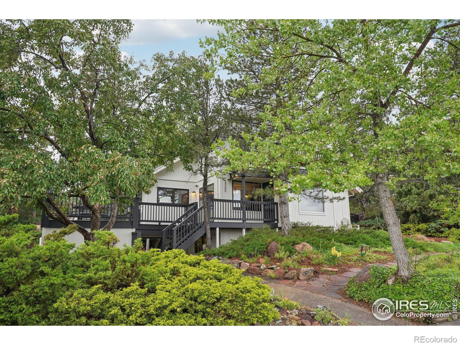 3260 Lafayette Drive