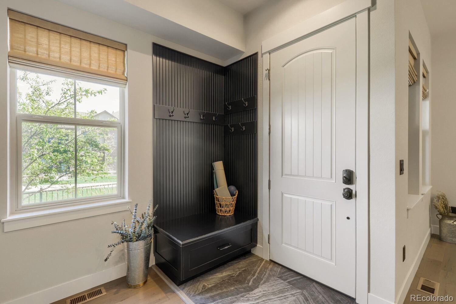 6358 Pumpkin Ridge Drive 2