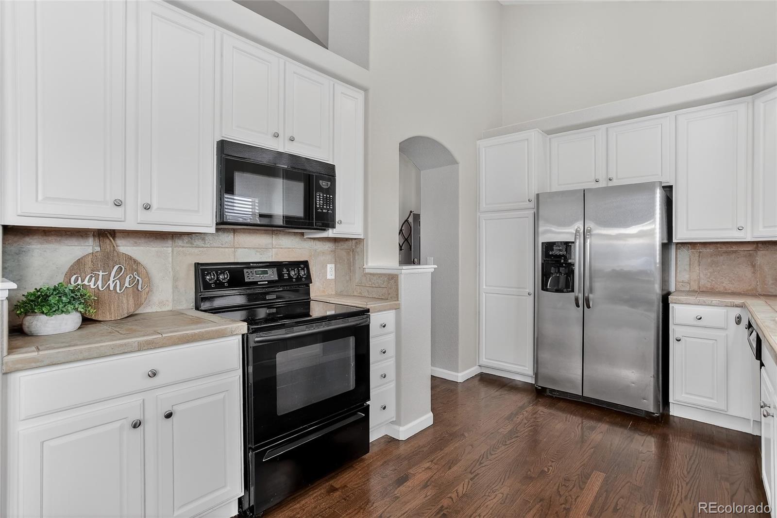 7153 S Versailles Way