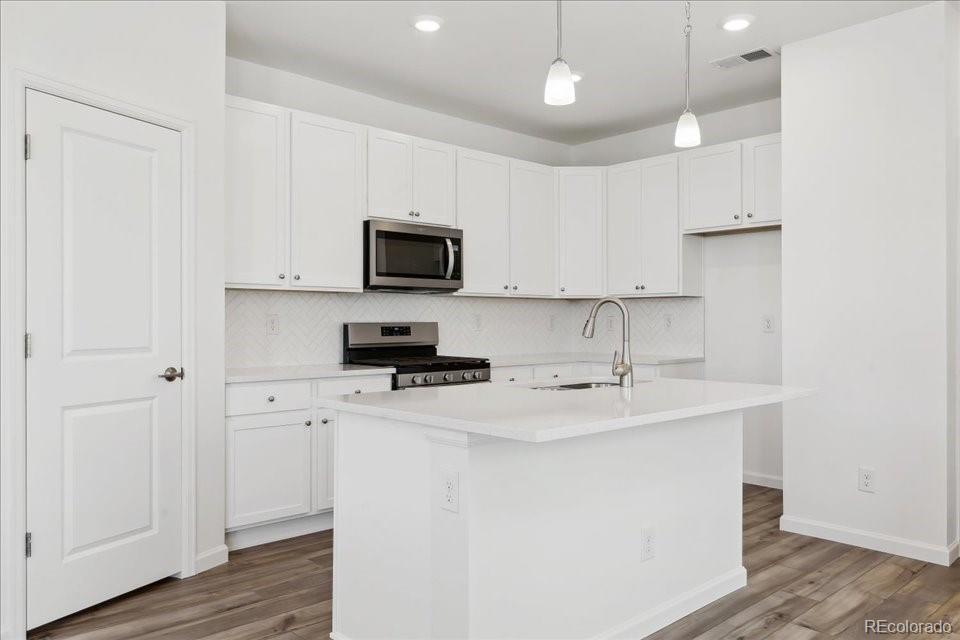 6912 Huddersfield Lane, Castle Pines, CO, 80108 6912 Huddersfield Lane