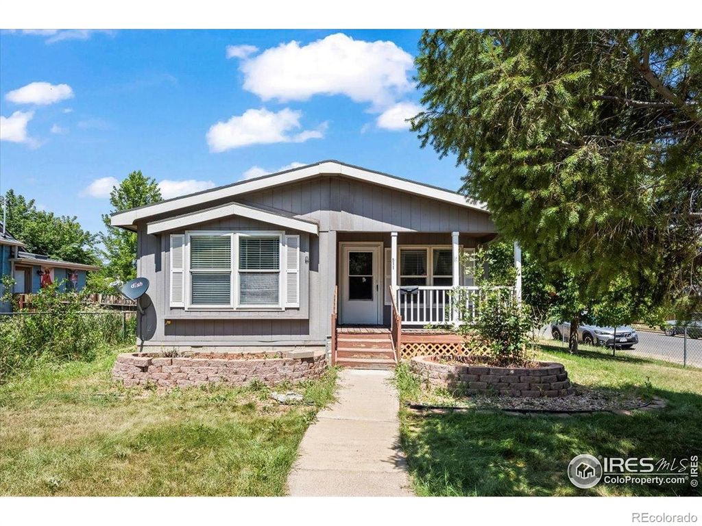Photo of 511 E Emma Street S, Lafayette, CO 80026 (MLS # IR1041182)