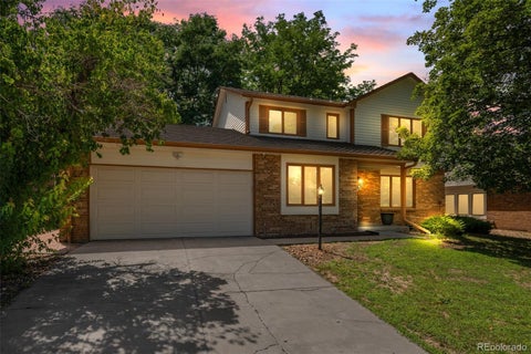 Photo of 2027 S Gray Drive, Denver, CO 80227 (MLS # 8524101)