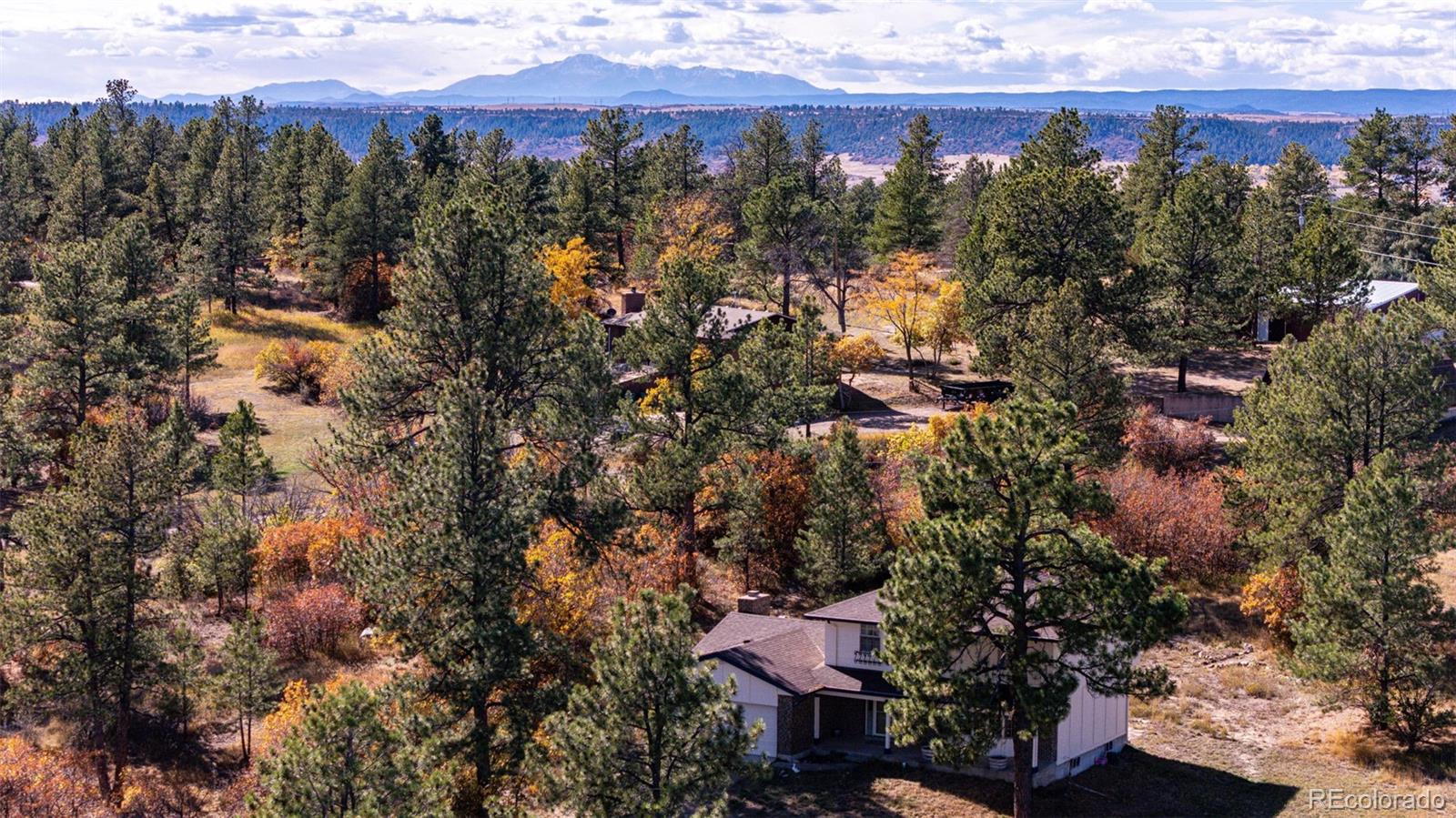 2685 Lost Lake Trail