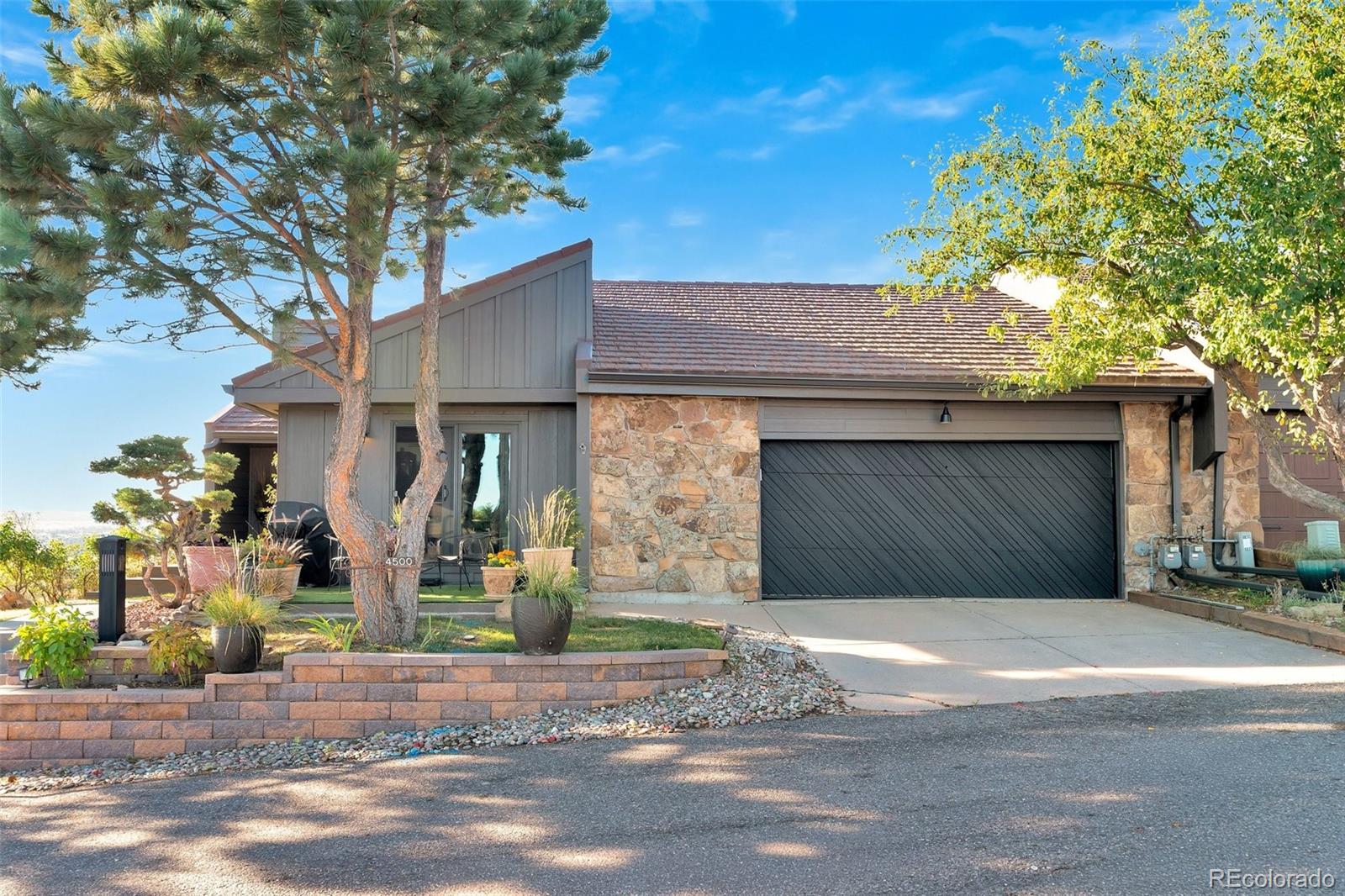 4500 Sentinel Rock