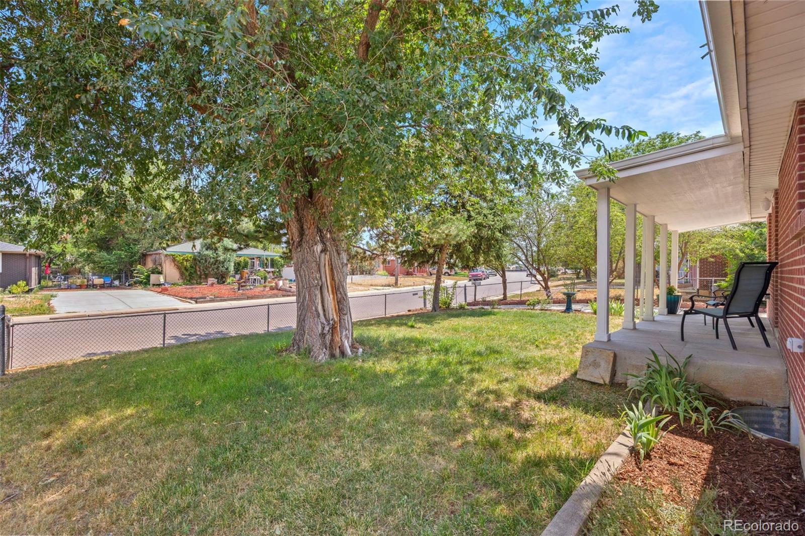8855 Hastings Way