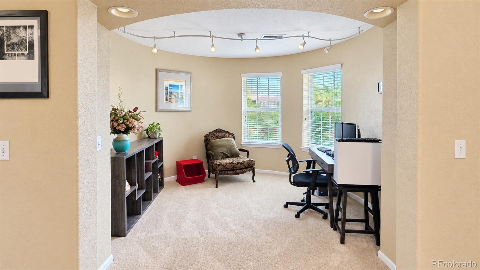 10621 Briarglen Circle