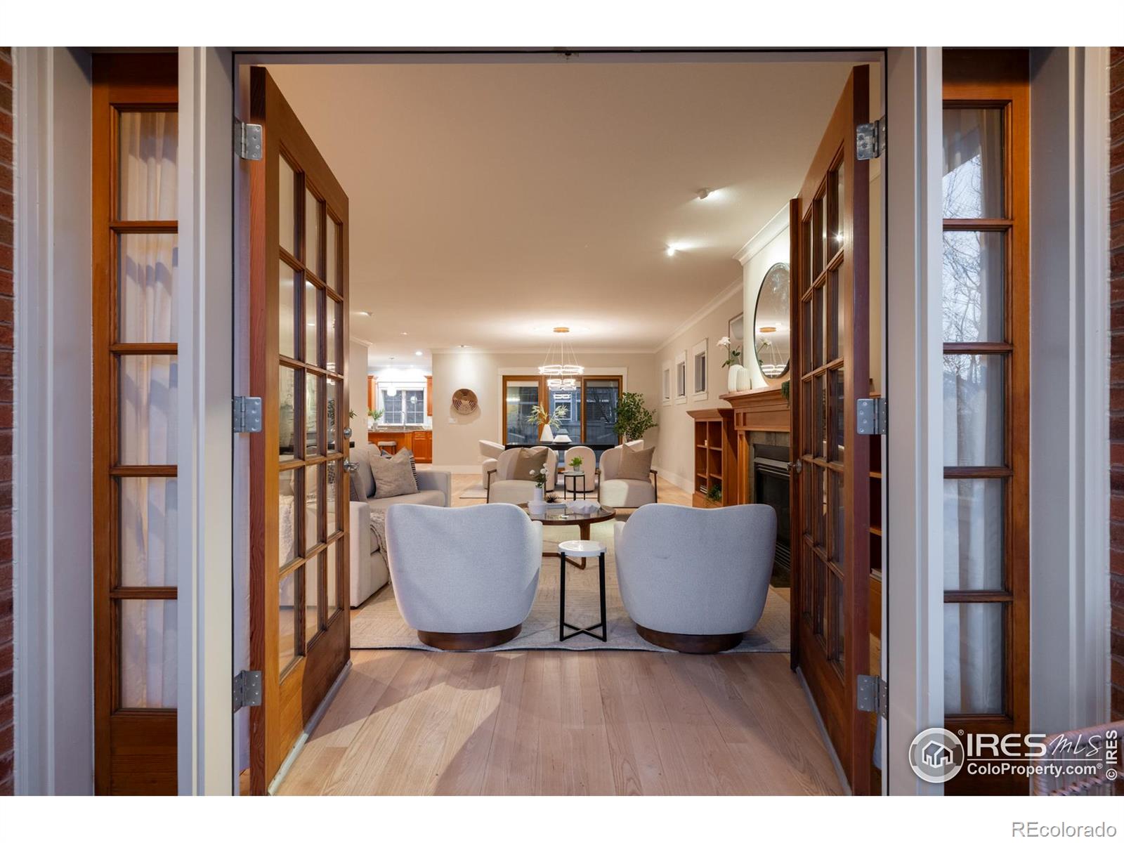 901 Terrace Circle S