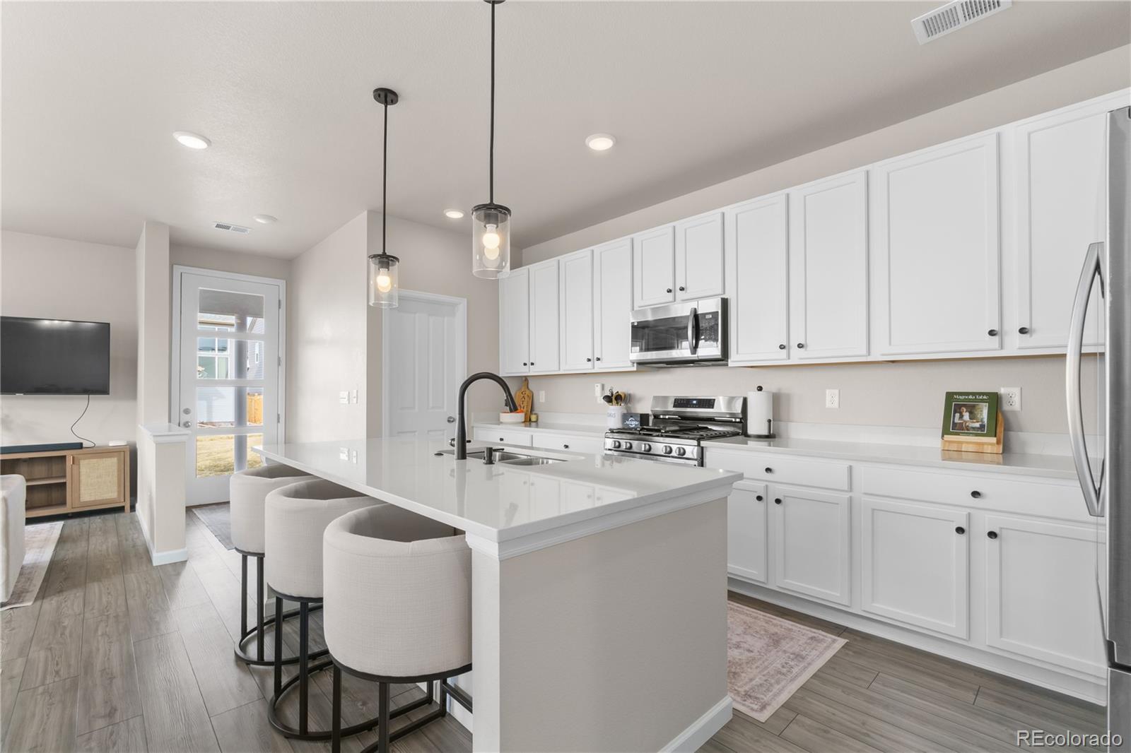 2755 Optimista Place