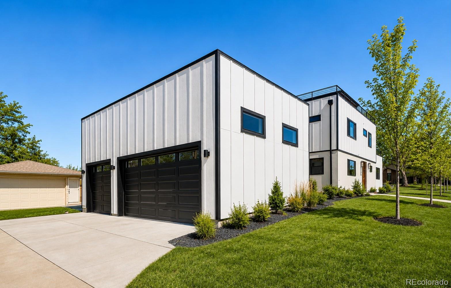 2255 E Iowa Avenue