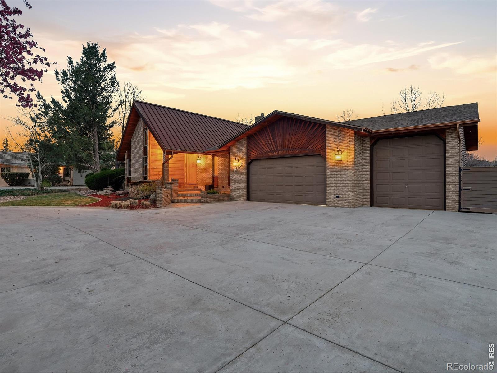 1962 W County Road 16