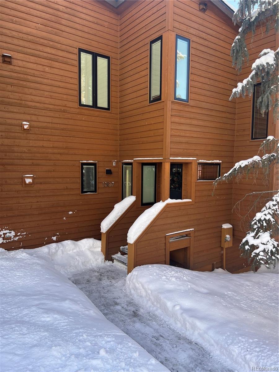 320 Tennis Club Road 1307