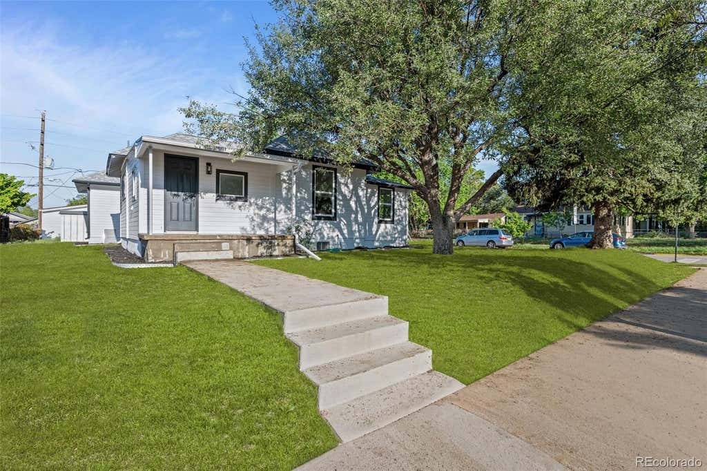 Photo of 5755 W 43 Avenue, Denver, CO 80212 (MLS # 4293974)