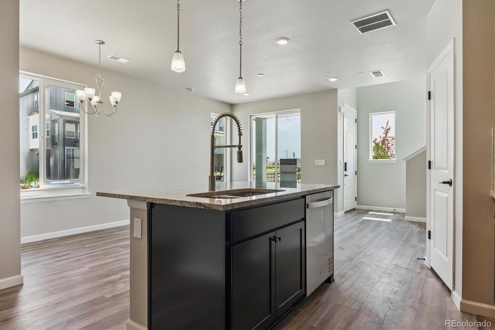 6807 Huddersfield Lane, Castle Pines, CO, 80108 6807 Huddersfield Lane