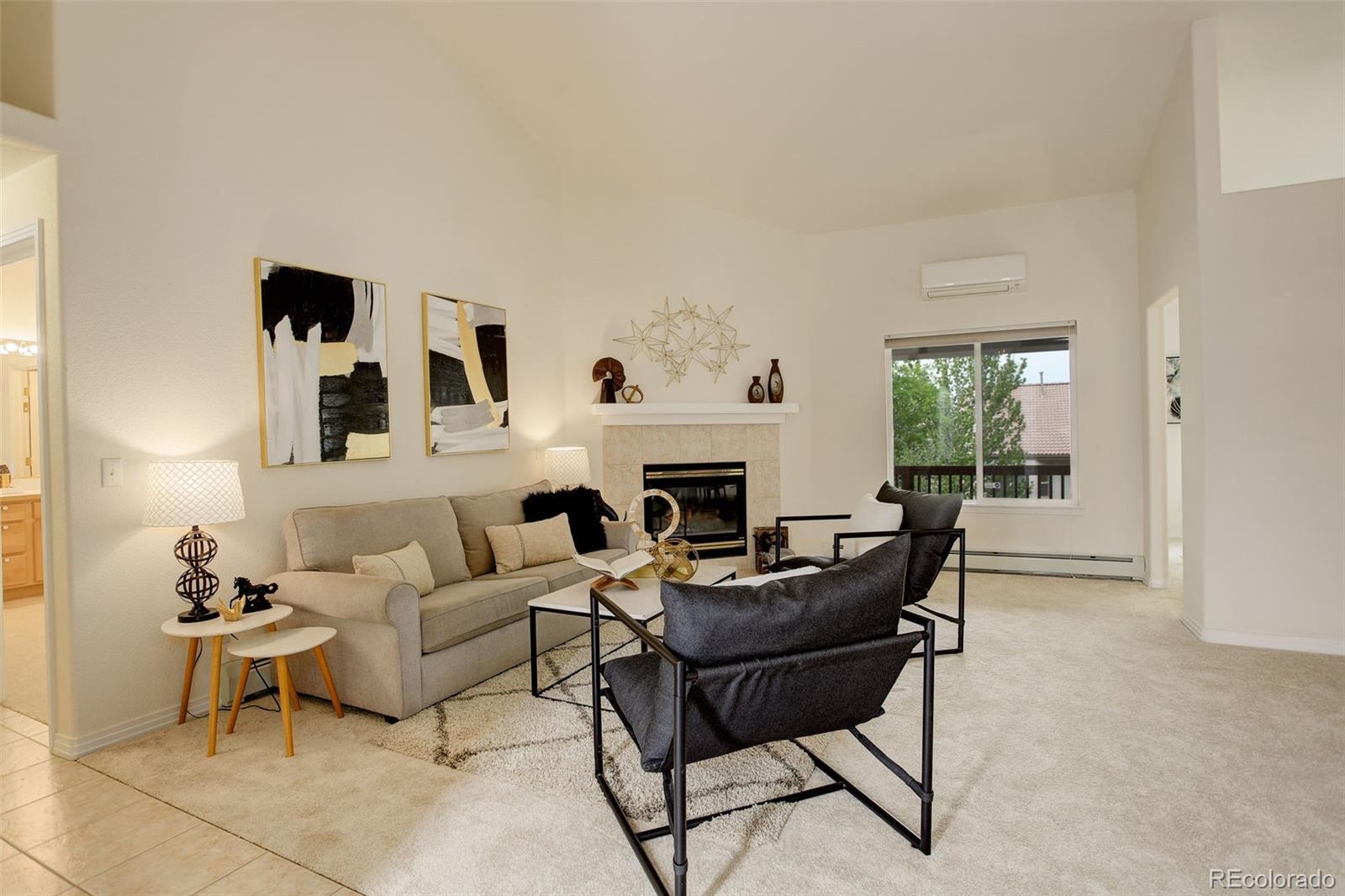 160 Las Lunas Street