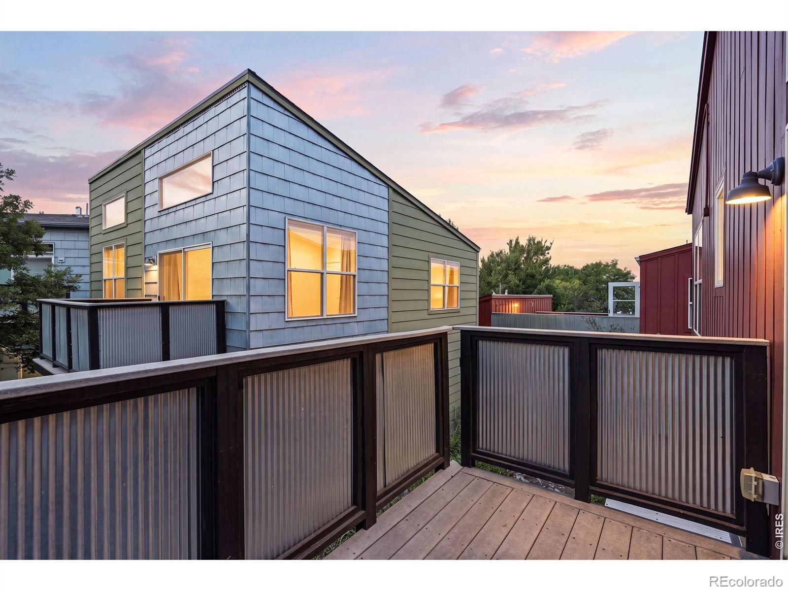 4725 16th Street 201